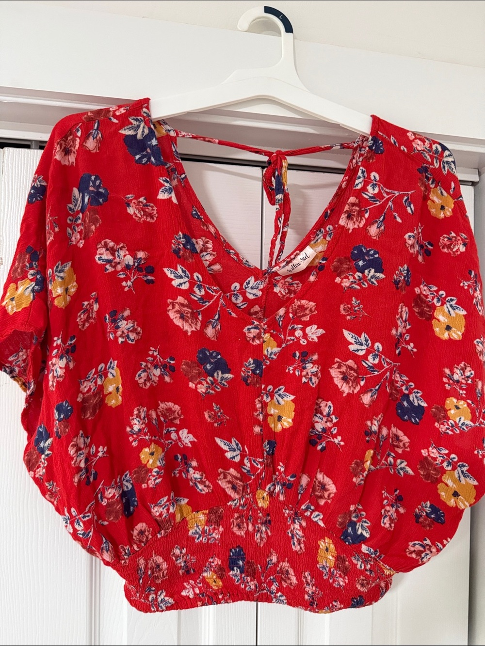 Red Floral V-Neck Short Sleeve Blouse